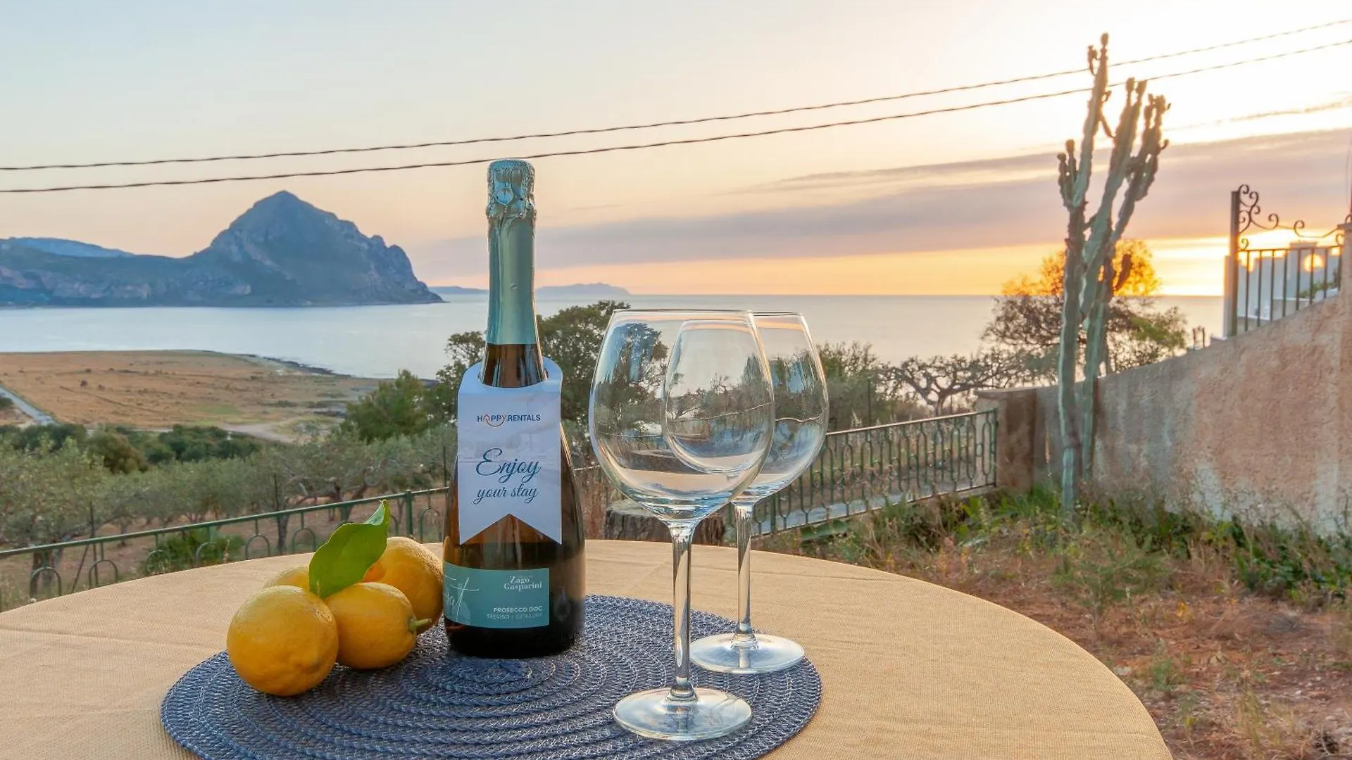 Villa Macari Fantastic Sea View - Happy Rentals